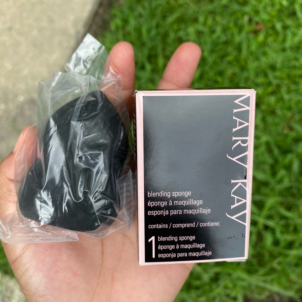 Blending sponge